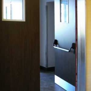 Противопожарная дверь с отбойником / серия FRM7534